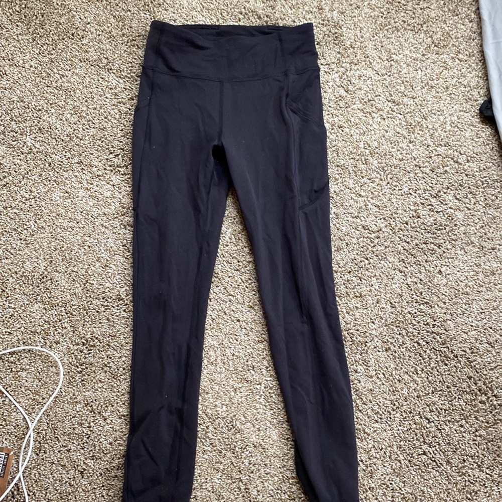 lululemon leggings with POCKETS !!!